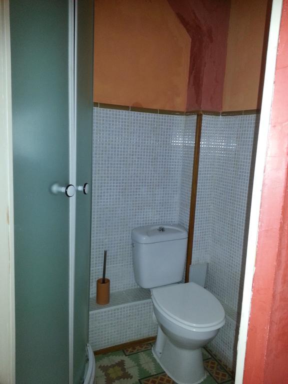 Le Patio Des Cigales Bed & Breakfast Roquefort-des-Corbieres Ruang foto
