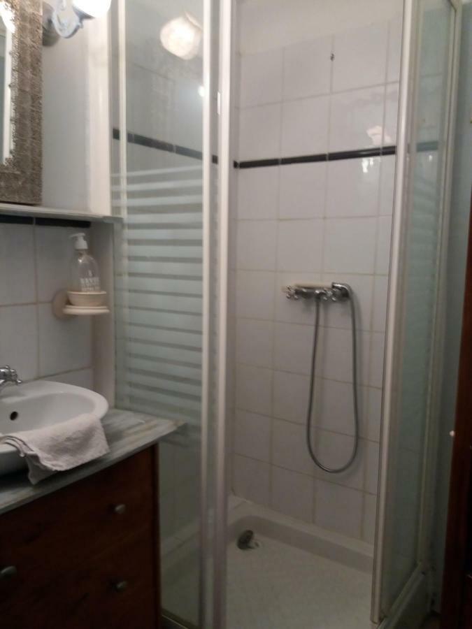 Le Patio Des Cigales Bed & Breakfast Roquefort-des-Corbieres Bagian luar foto
