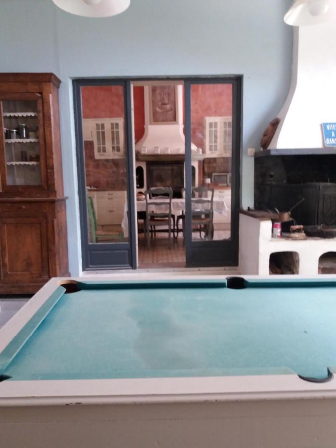 Le Patio Des Cigales Bed & Breakfast Roquefort-des-Corbieres Bagian luar foto